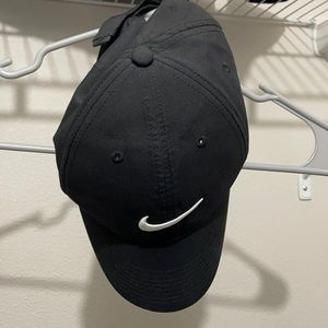 Nike featherlight cap 🧢
